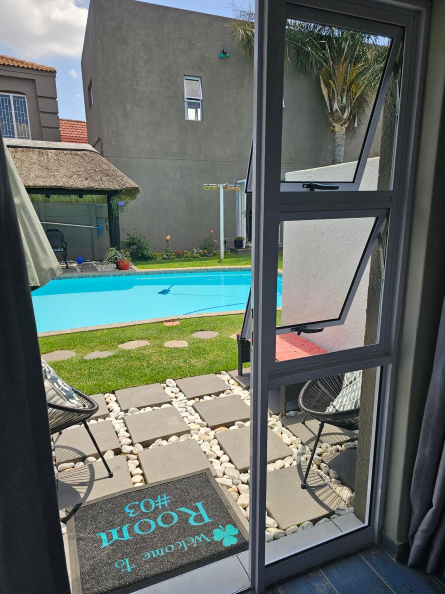 The Armagh Guesthouse Boksburg Bagian luar foto