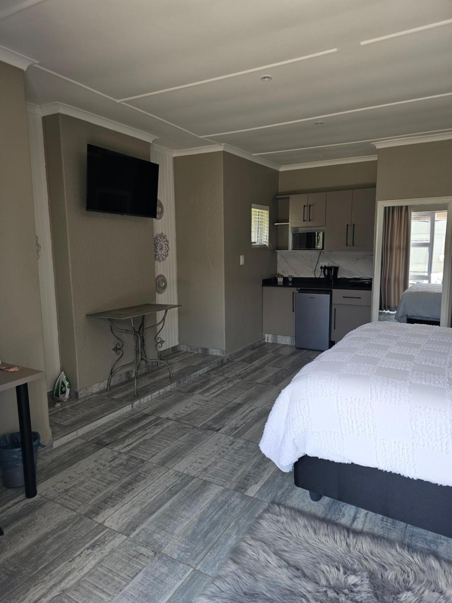 The Armagh Guesthouse Boksburg Bagian luar foto